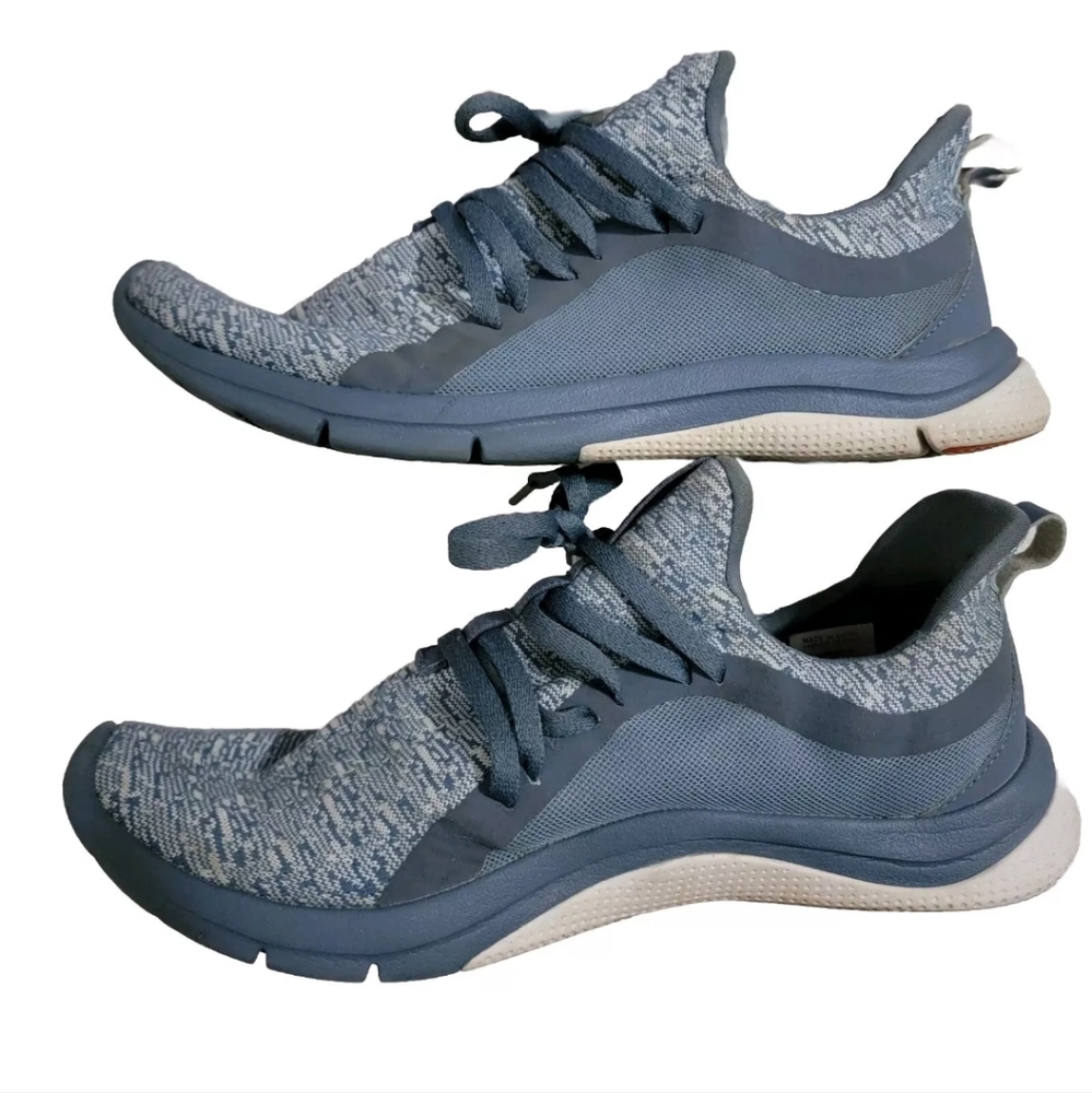 Size 7 - Reebok Print Her 3.0 Low Blue W